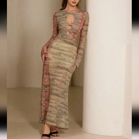 Elegant Olive Green Set Of Top And skirt - Picture 2 of 4